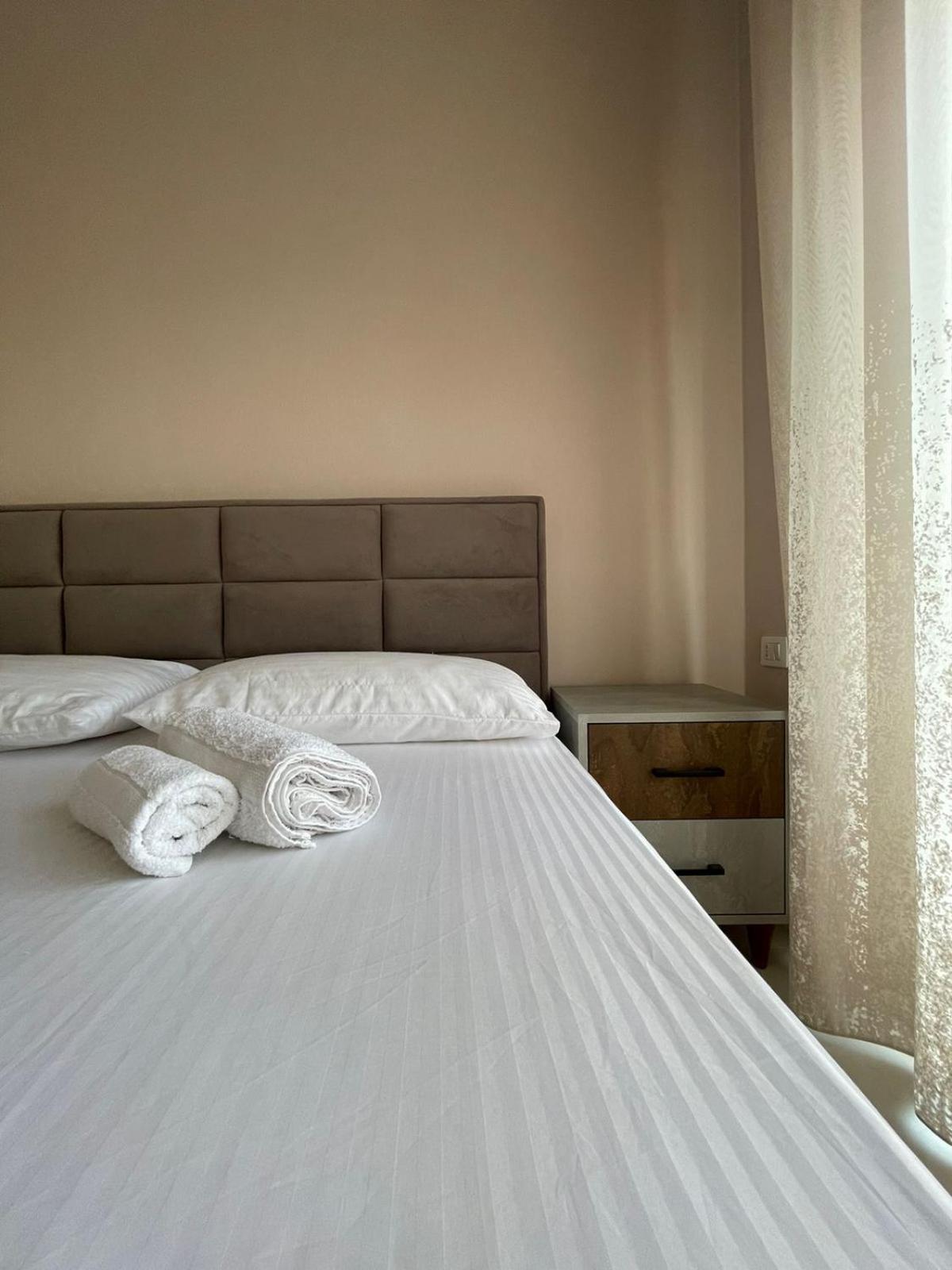 Boho Central Apartment Tirana Eksteriør billede